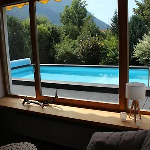 Apartment Haus Am Pool - Wohlfühloase, Ohlstadt